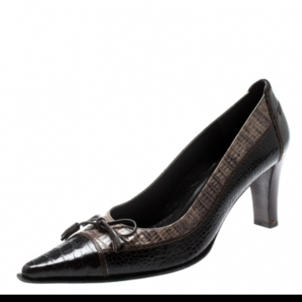 Stuart weitzman croc lizard embossed pointed pumps - Picture 2 of 10
